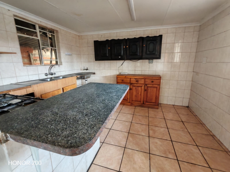 3 Bedroom Property for Sale in Vaalpark Free State